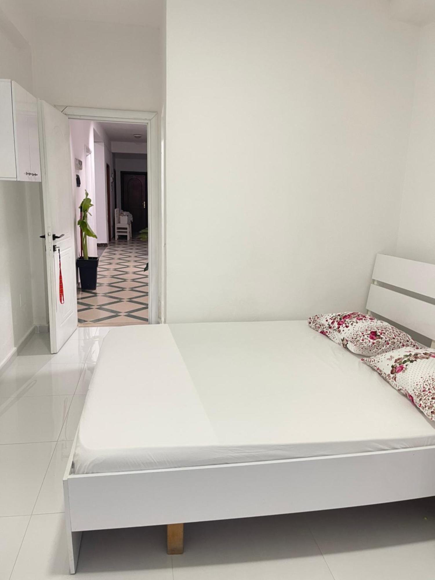 Rai Rooms Durres Bagian luar foto