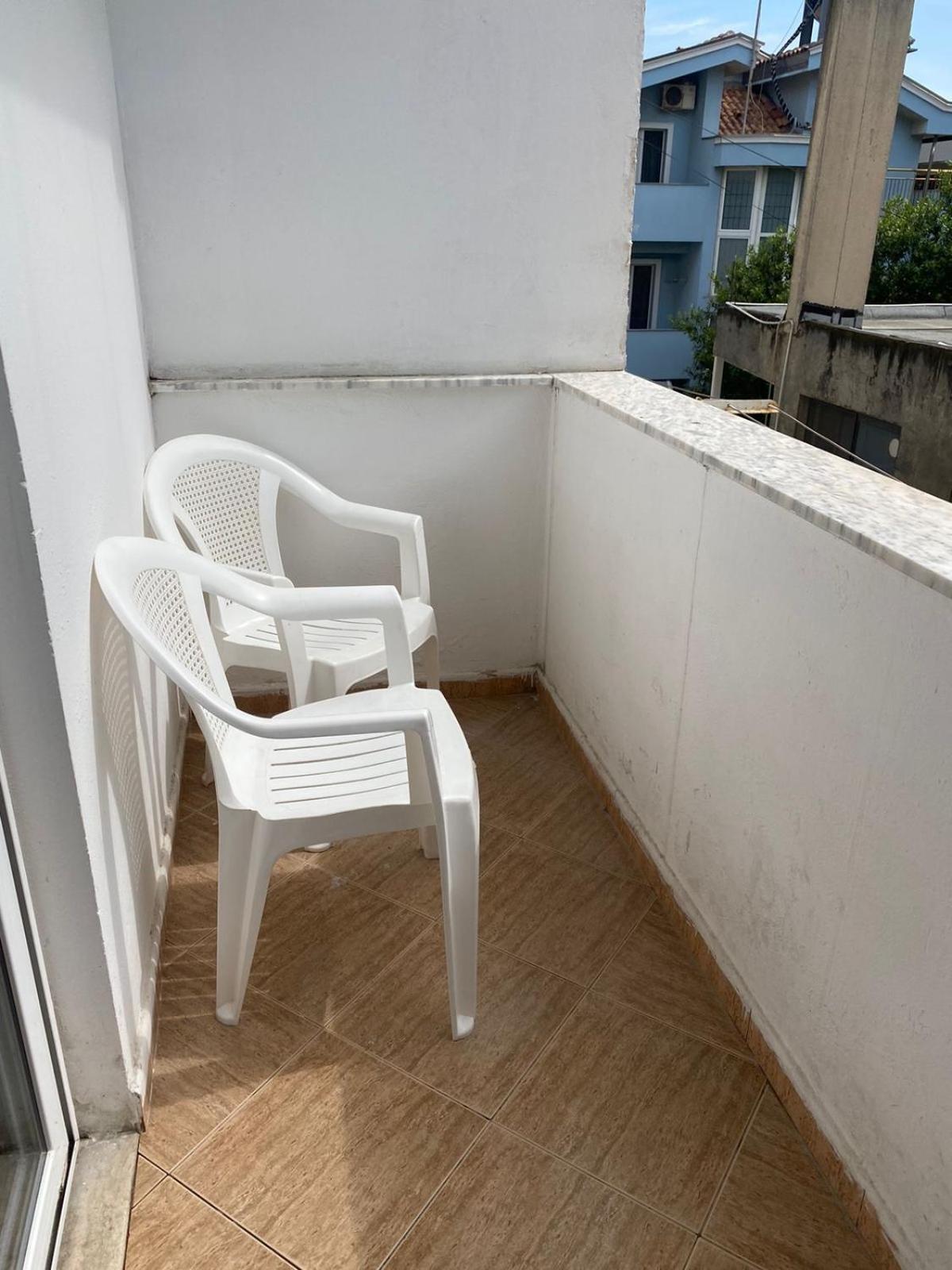 Rai Rooms Durres Bagian luar foto